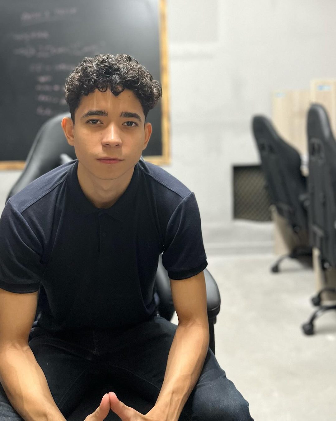 _andrewinacio__1728431255_3474655665942325446_6327729261